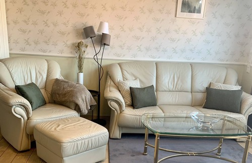 Emden Apartment | Apartment 2, studio in central location with large sun terrace