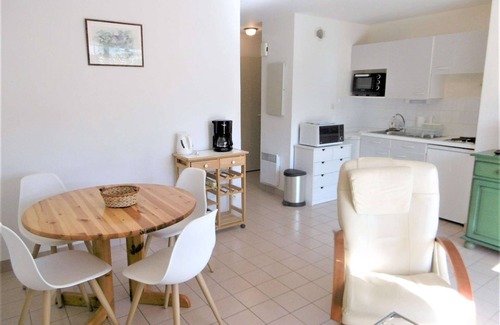 Saint-Jacques Apartment | Apartment 2 to 4 people 50 m from the port of St Jacques