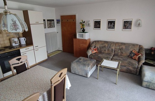 Bodensdorf Apartment | Apartment '2' with Lake View, Shared Garden and Wi-Fi