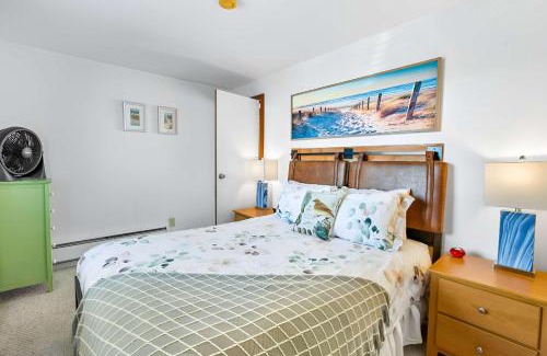 Birch Bay Apartment | Apartment #2 with large kitchen across the street from the beach