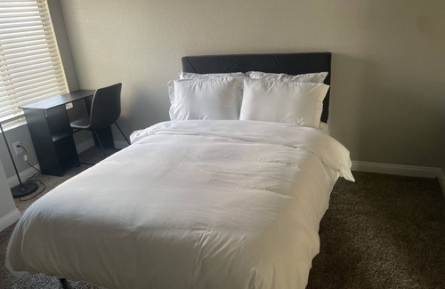 Las Vegas Apartment | Apartment 20 minutes from airport!