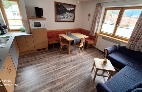 Feichten Apartment | Apartment 206 - Haus Alpina *