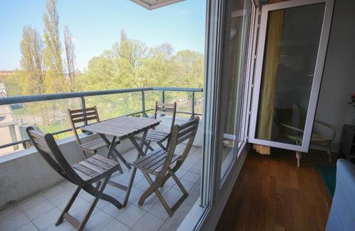 Lille Apartment | Apartment 2ch elevator, terrace, private parking.