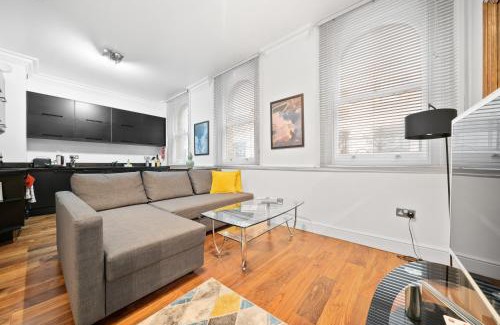 Lime Street House | Apartment 3, 48 Bishopsgate by City Living London