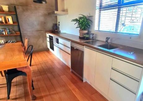 Blenheim Apartment | Apartment 3 - Haddin Court - Industrial Glam