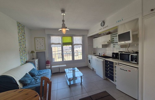 Fort-Mahon-Plage Apartment | Apartment 3 Pers 100m from Beach, Pets Welcome