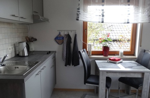 Moessingen Apartment | Apartment 31qm mit 1 Wohn-/Schlafzimmer und Terrasse für max. 2 Personen