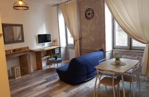 Vannes Apartment | Apartment 35M² intra muros Center 100 meters from the Port