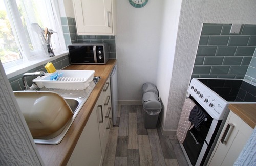 Torquay City Centre Apartment | Apartment 4 - Budget, Garden level