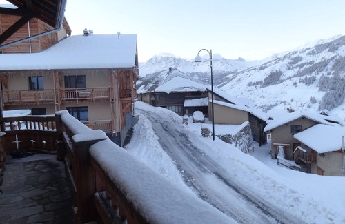 Vars Apartment | Apartment 4 * in the mountain for 4 people