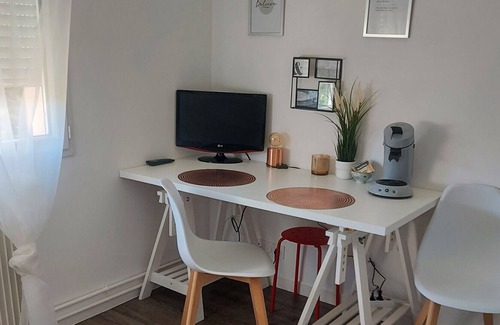 Trappes Apartment | Apartment 4 of 18m² with garden view