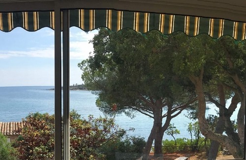Favone Apartment | Apartment 4 people, 1st floor, sea view, direct access to the beach
