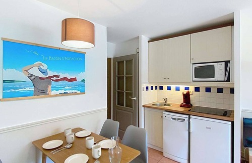 Lacanau-Ocean Apartment | Apartment 4 people in a tourist residence with pool in Lacanau Ocean