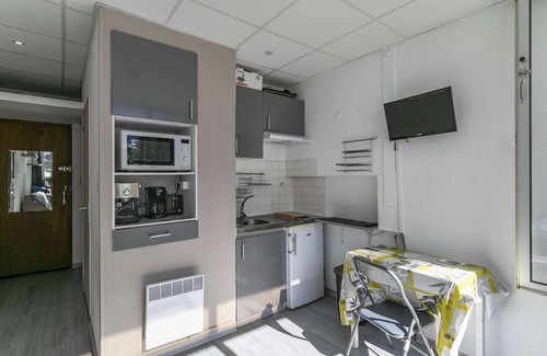 Eaux-Bonnes Apartment | Apartment 4 pers., ski-in/ski-out, terrace, center of Gourette