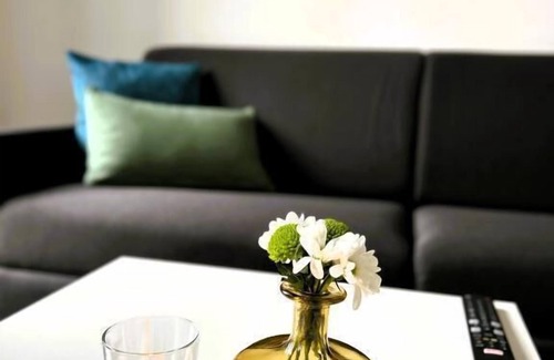 Montreuil Apartment | Apartment 5 - LE POESIE