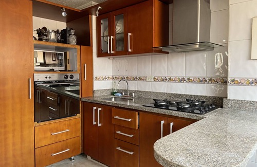 Suba Apartment | Apartment 5 minutes from the Bulevar Niza shopping center.