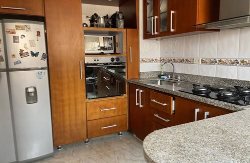 Suba Apartment | Apartment 5 minutes from the Bulevar Niza shopping center.