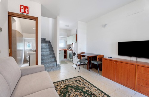 Lonate Pozzolo Apartment | Apartment '5' with Shared Garden, Balcony and Wi-Fi