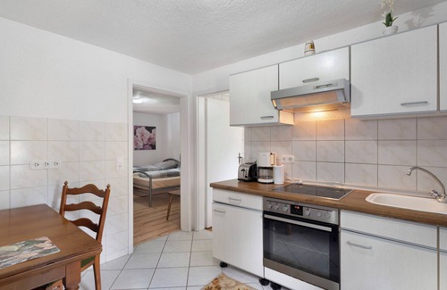 Baden-Baden Apartment | Apartment '6' with Shared Terrace and Wi-Fi