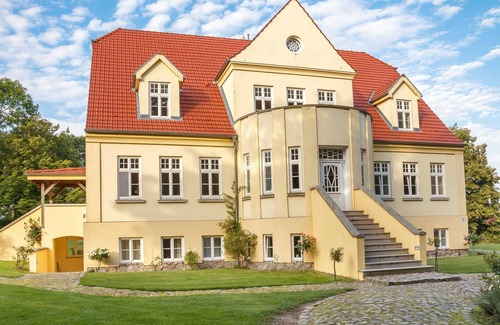 Grubnow Apartment | Apartment 7 with lake view and large balcony - Gut Grubnow Rügen