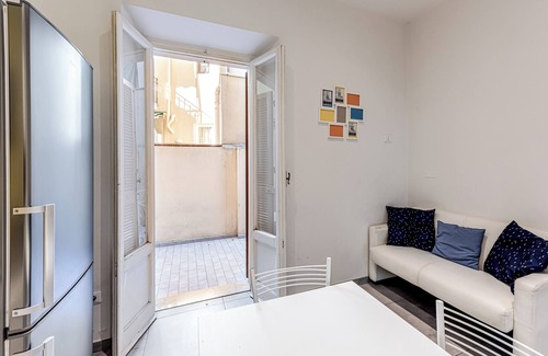 Santa Maria Novella Apartment | Apartment 'A Casa Di Sara 2 Zona Fortezza' with Private Terrace, Wi-Fi and Air Conditioning