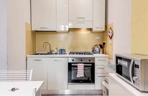Santa Maria Novella Apartment | Apartment 'A Casa Di Sara 2 Zona Fortezza' with Private Terrace, Wi-Fi and Air Conditioning