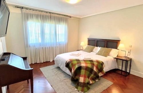 La Coruna Apartment | Apartment A Coruña, 3 bedrooms, 6 persons