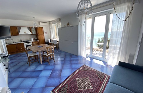 Finale Ligure Apartment | Apartment a few meters from the sea - wonderful view CIN IT009029C2JEXT4CHC