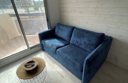 Le Port Apartment | Apartment at the foot of the port