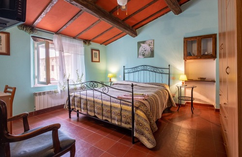 Pereta Other | Apartment 'Agriturismo La Pieve - Margherite' with Shared Pool, Shared Garden and Wi-Fi