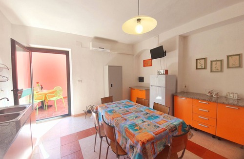 Cala Gonone House | Apartment a stone's throw from the sea