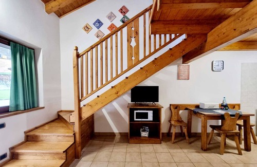 Pinzolo Apartment | Apartment 'Adamello 11' with Wi-Fi