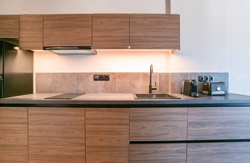 Mikri Vigla Apartment | Apartment 'Afros Beachfront 2' with Sea View, Wi-Fi and Air Conditioning