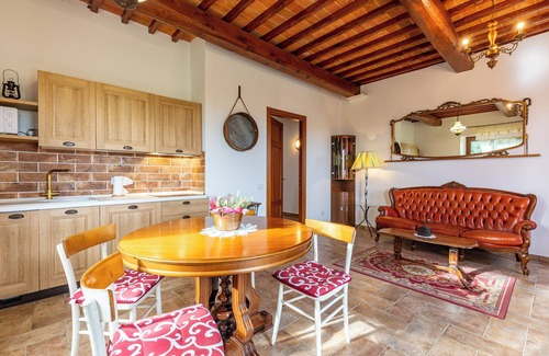Pienza Other | Apartment "Agriturismo Il Casato Mag-il Vaglio" with Mountain View, Terrace and Wi-Fi
