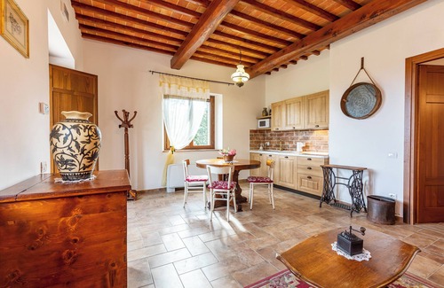 Pienza Other | Apartment "Agriturismo Il Casato Mag-il Vaglio" with Mountain View, Terrace and Wi-Fi