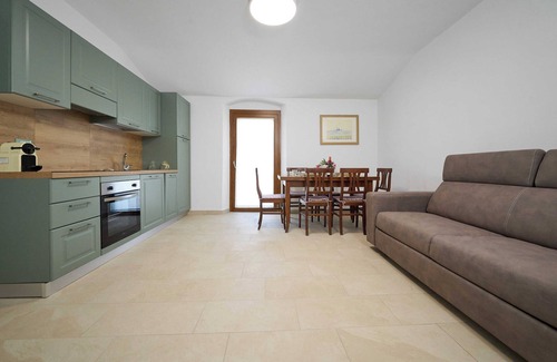 Gavorrano Apartment | Apartment 'Aia' with Shared Pool, Wi-Fi and Air Conditioning