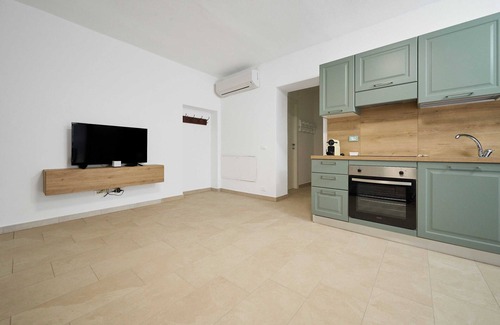 Gavorrano Apartment | Apartment 'Aia' with Shared Pool, Wi-Fi and Air Conditioning