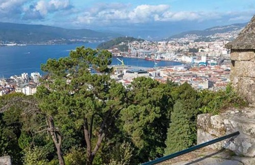 Coia Apartment | Apartment. Air conditioning.heating Radiant heating -beach nearby -near downtown