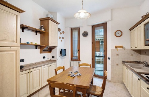 Alassio Apartment | Apartment 'Alassio Holiday' with Private Garden, Balcony and Private Garage.
