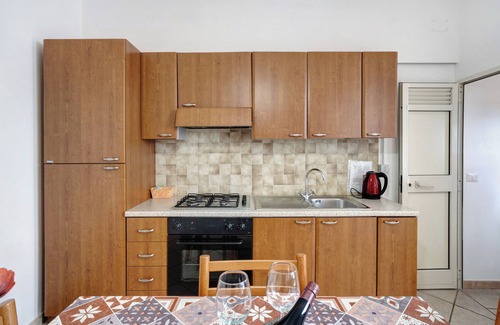 San Michele Apartment | Apartment 'Alba Deluxe' with Sea View, Wi-Fi and Air Conditioning