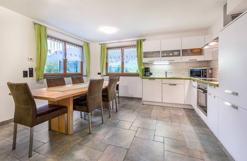 Valle Aurina Apartment | Apartment 'Alpen Living - 2nd Floor' with Mountain View, Whirlpool & Wi-Fi