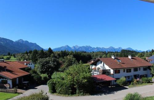 Berghof Apartment | Apartment Alpenblick 4, Halblech im Allgäu, Bergblick pur - NEUERÖFFNUNG!