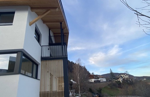 Longomoso Apartment | Apartment "Alpenglow 5" with Mountain View, Private Terrace & Wi-Fi