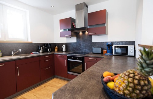 Meschede Apartment | Apartment 'Alter Schweinestall' with Private Terrace and Wi-Fi