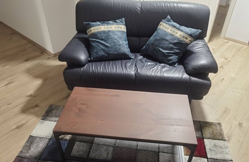 Ahnatal-Weimar Apartment | Apartment 'Am Backhaus' with Shared Terrace and Wi-Fi
