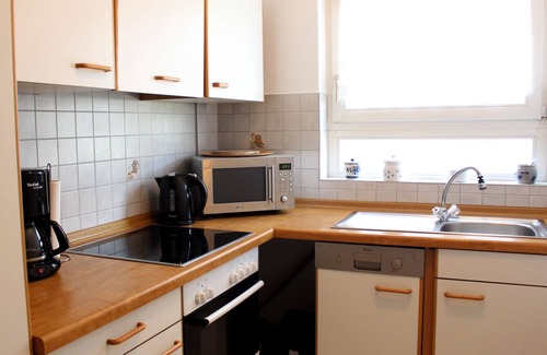 Langenargen Apartment | Apartment Am Mühlkanal - Beautifully situated with balcony and view of the countryside