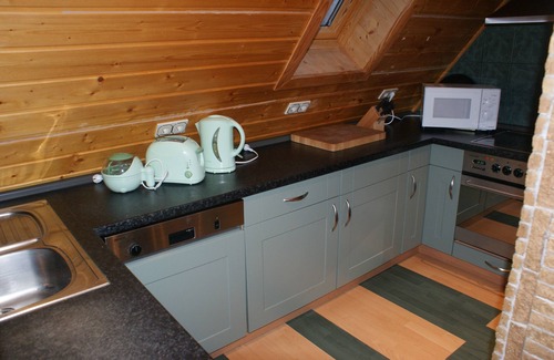 Fehrenbach House | Apartment "ANGEL" 8 (10) pers. 4 bedrooms/2DU/WC/120m²/sauna/W-LAN Thür. Forest