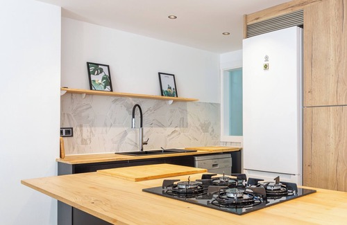 Blanes Apartment | Apartment 'Apartament Palomera' with Sea View, Wi-Fi and Air Conditioning