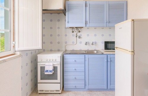 Porto Covo Apartment | Apartment 'Apartamento F' with Sea View, Shared Pool and Wi-Fi