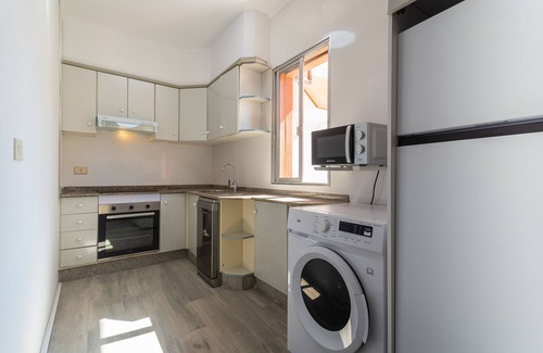 O Grove Apartment | Apartment-Apartment-Ensuite with Shower-Street Vie